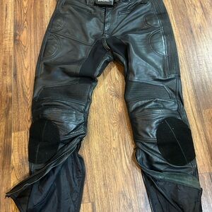 Fieldsheer men XL Black Leather insulated racing Motorcycle Pants